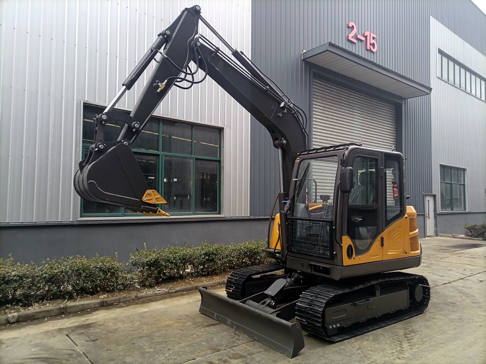 小型挖掘機BMPC65